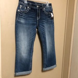NWT Miss Me Capris ⚜️